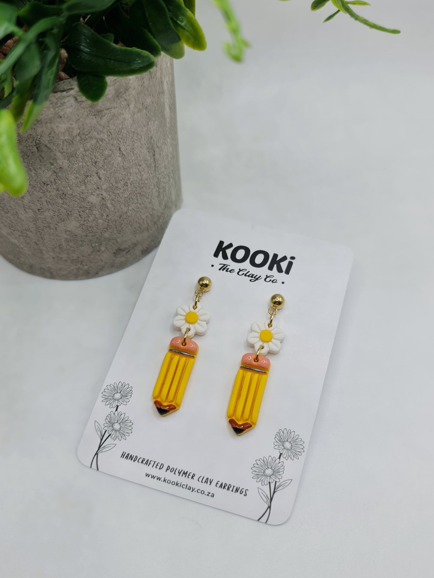 Pencil Daisy Dangles