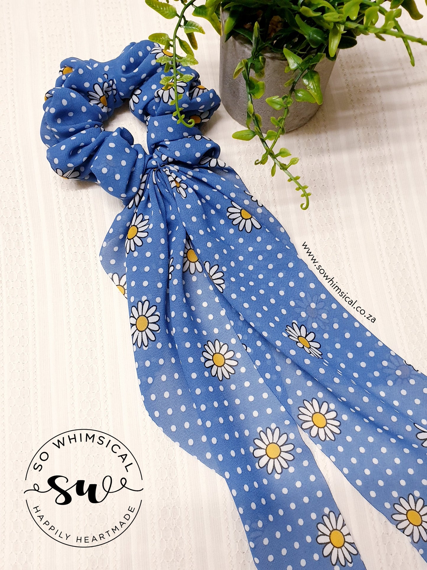 Daisies & Polkas LT Scrunchie in Dusty Blue