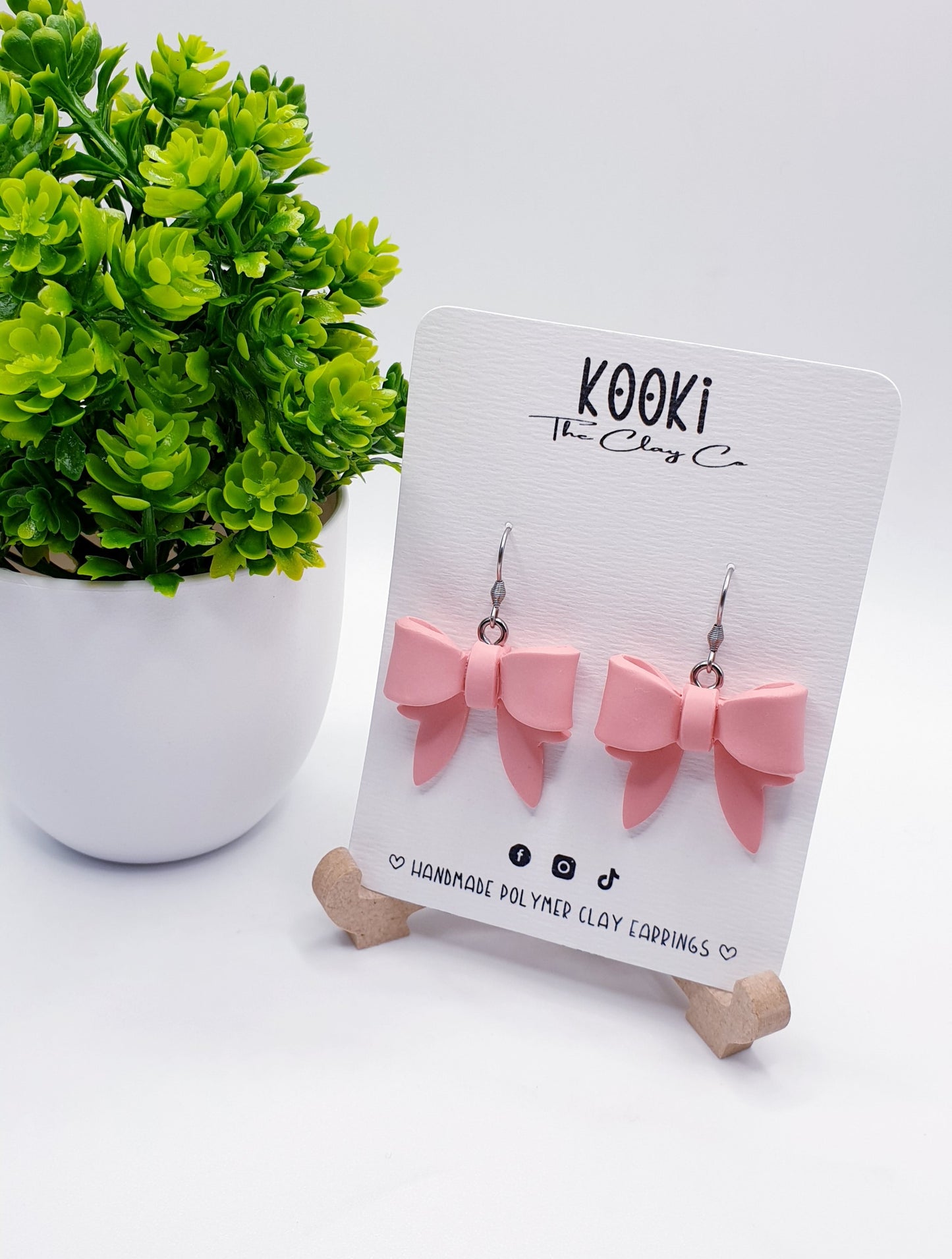 Bow Dangles