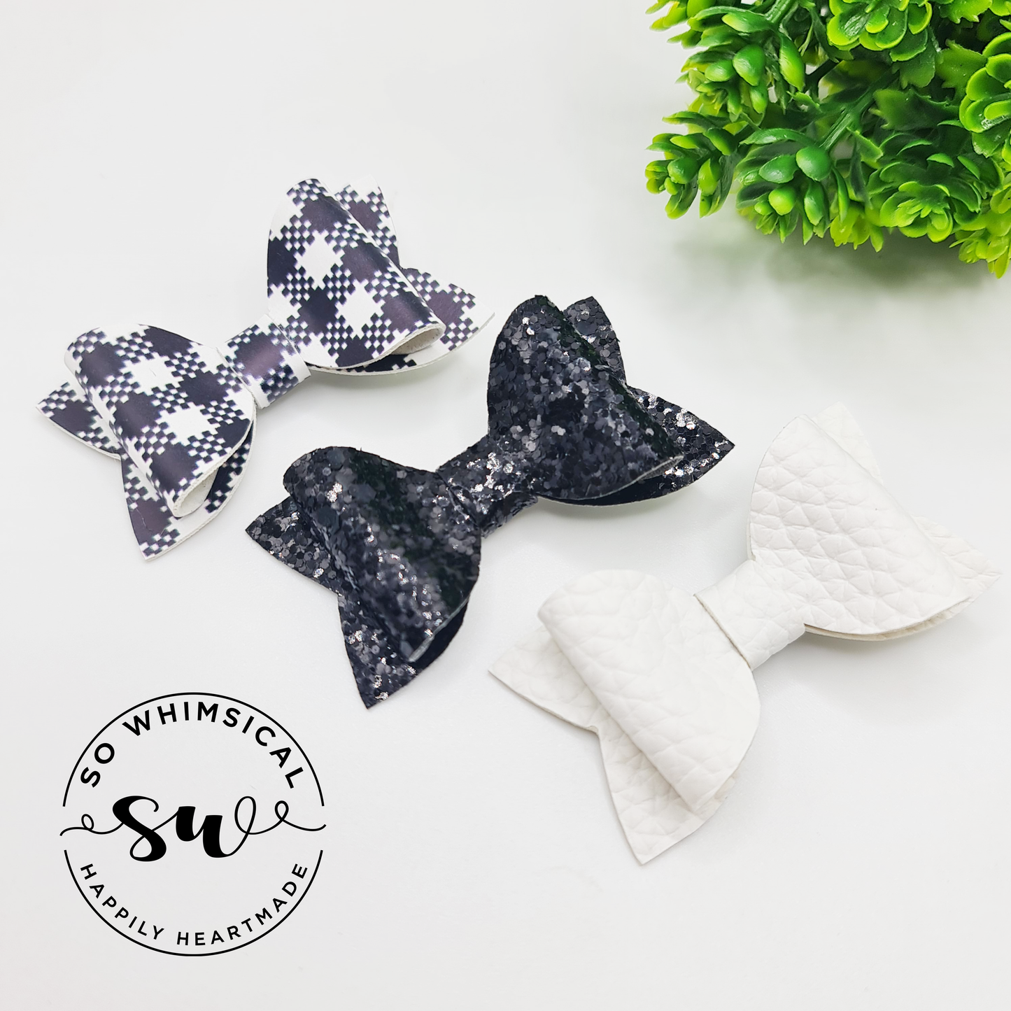Ebony Triplet Bows