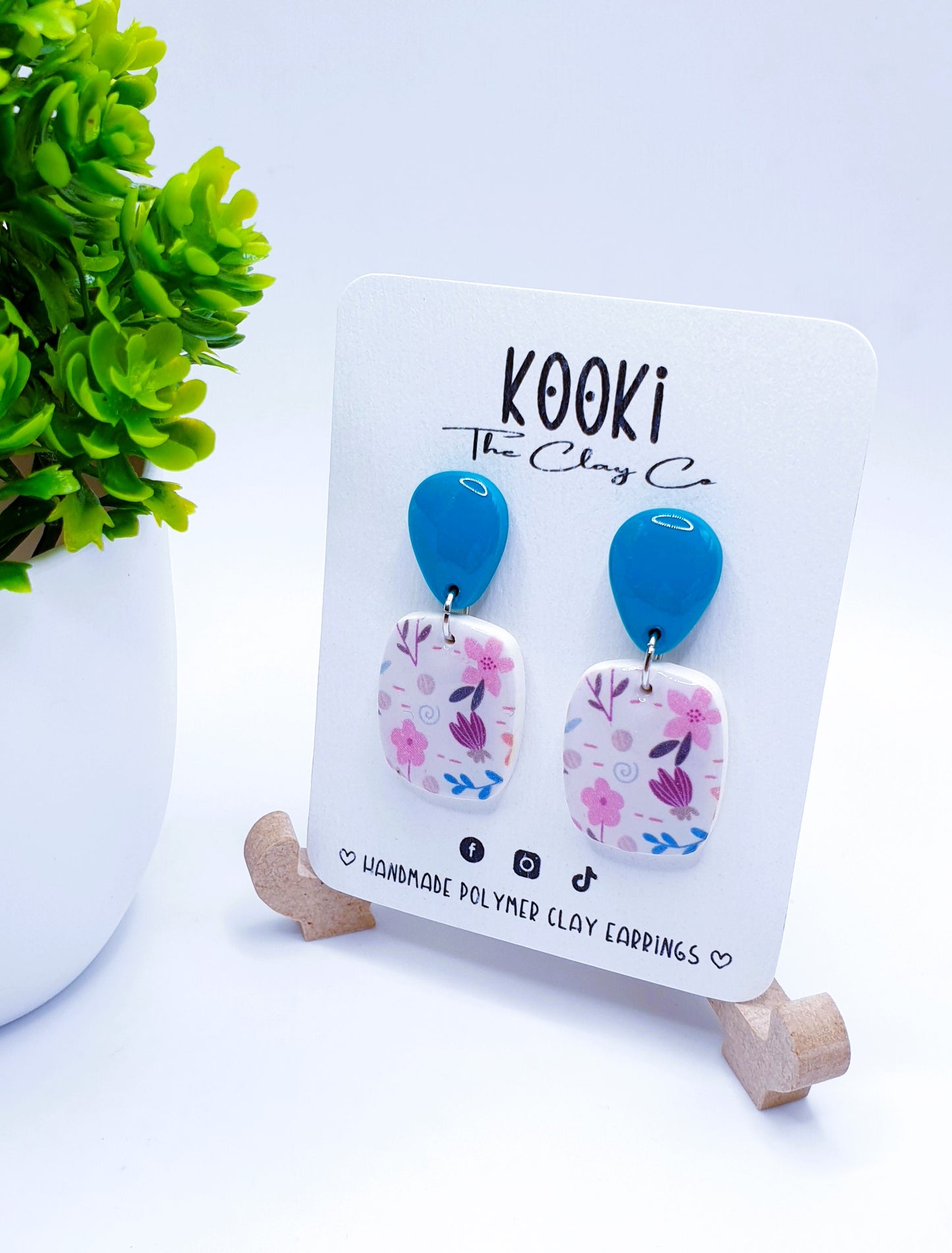 KC1863 - Dixie Dangles