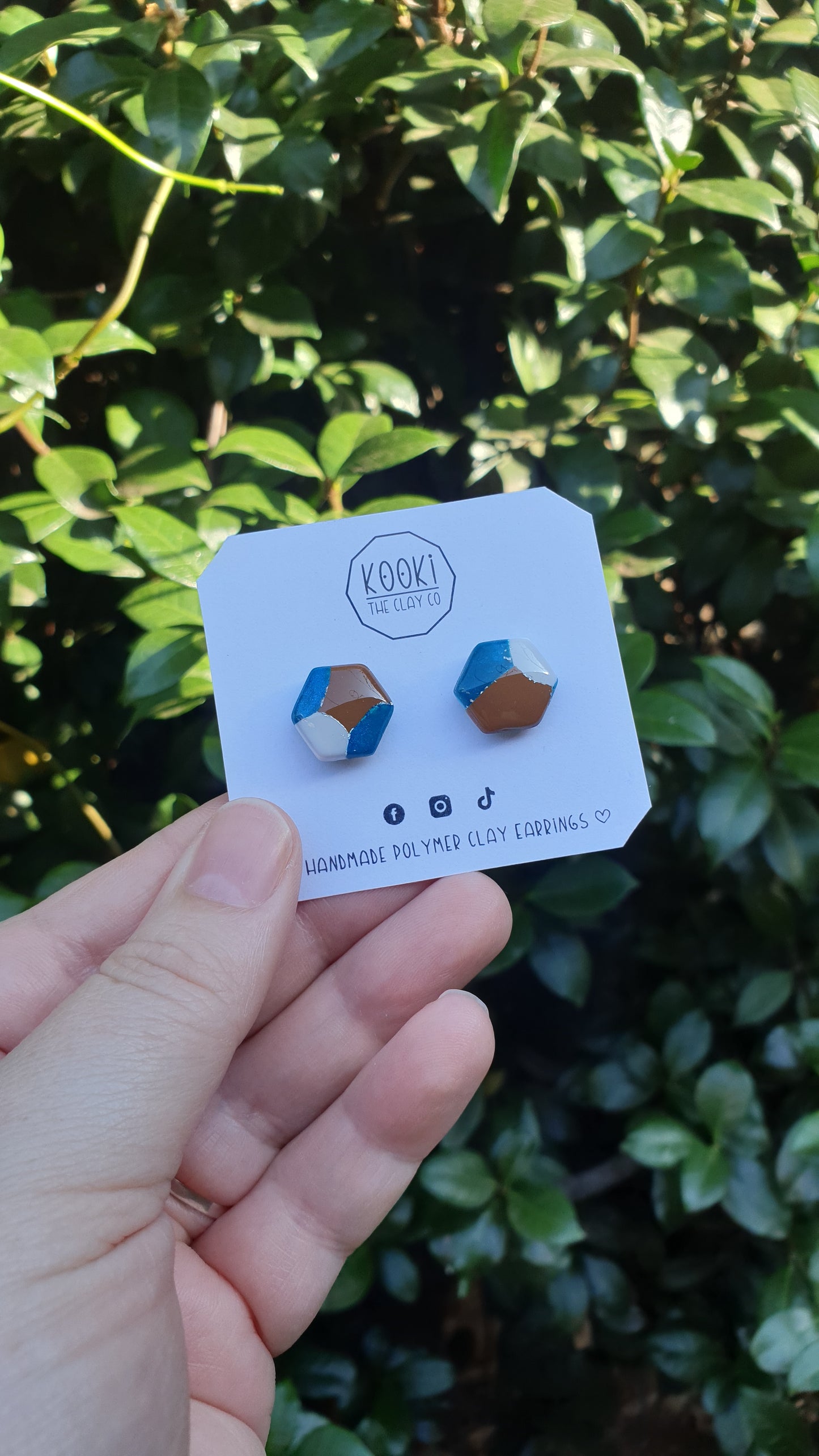 Kiki Hexagon Studs