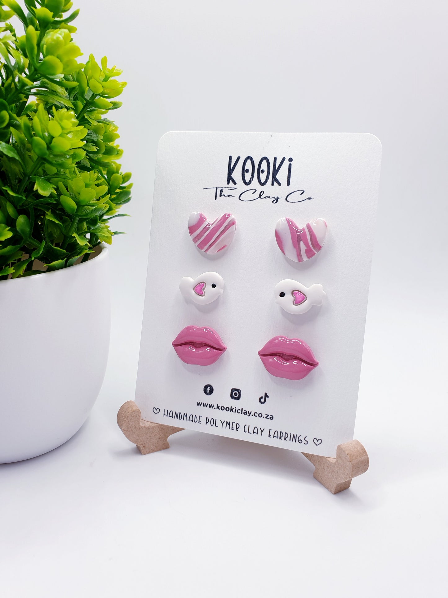 Kiss-Me-Tweetie Stud Pack