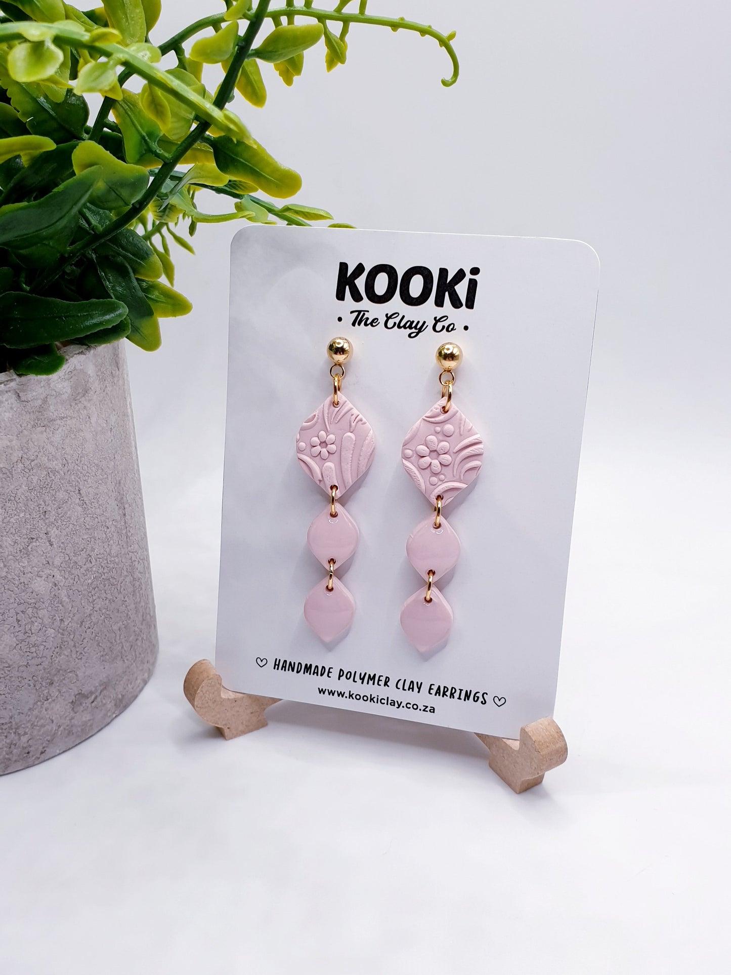 Pastel Teardrops