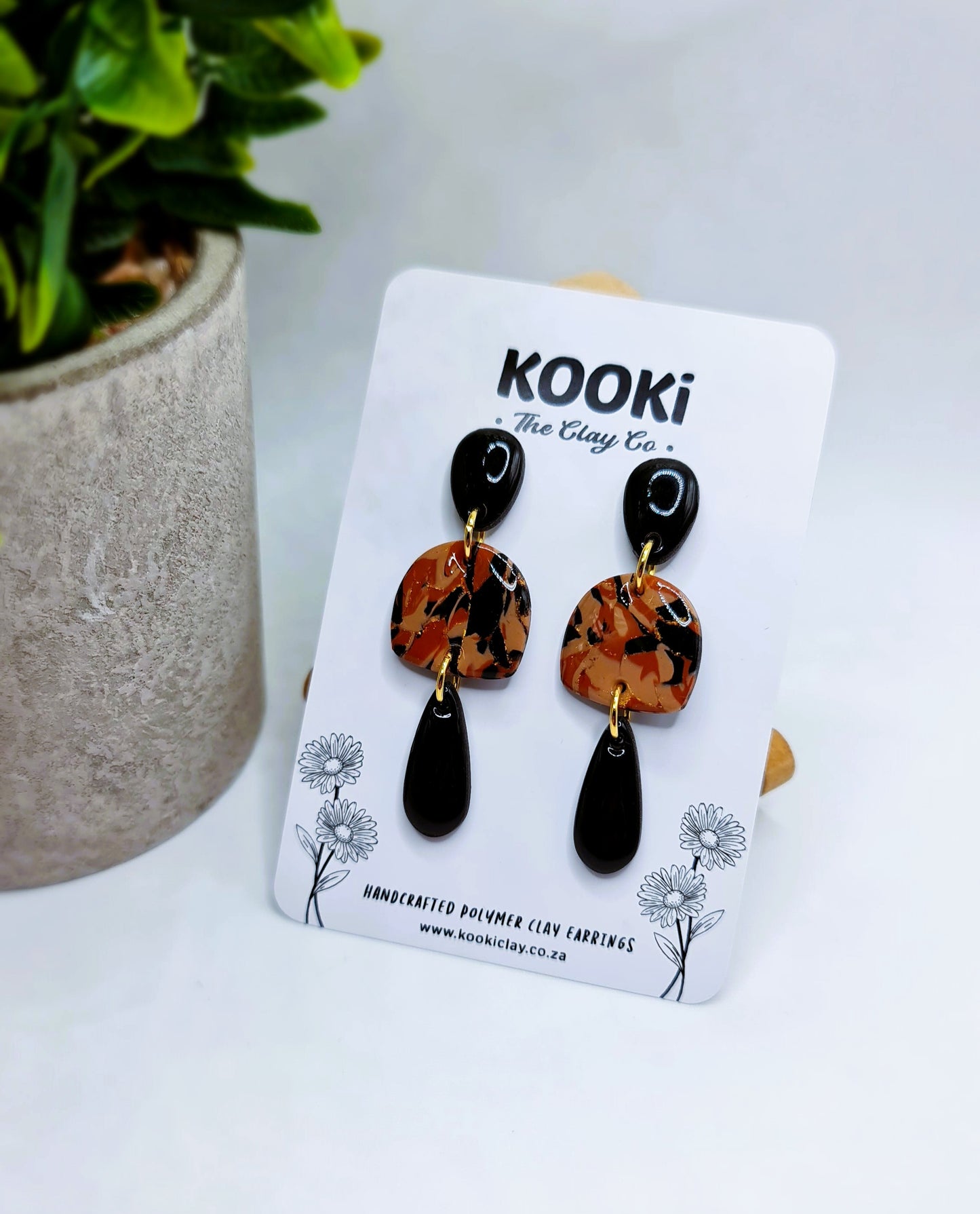 KC2038 - Rebel Drop Dangles