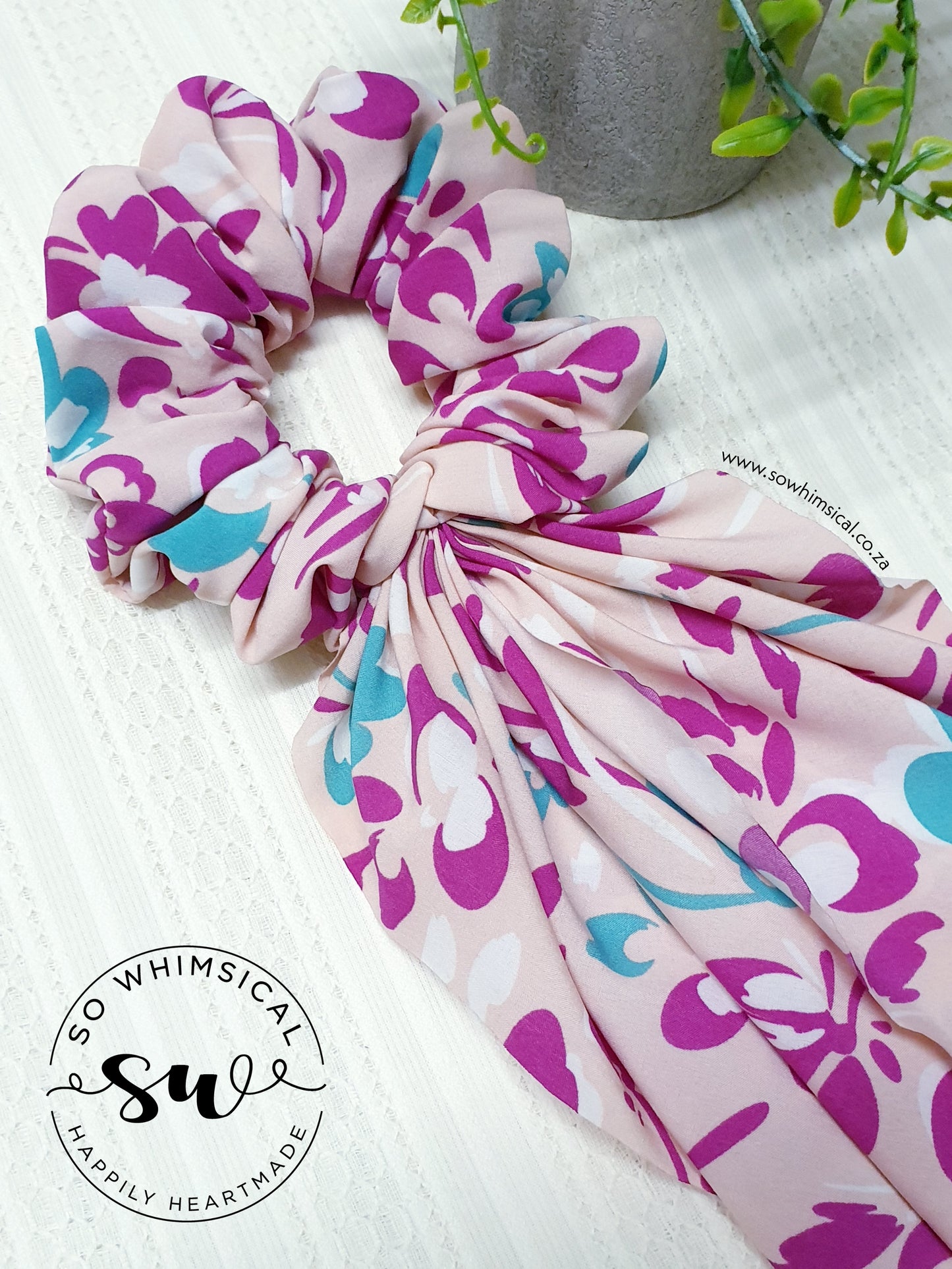 Summer Forever LT Scrunchie