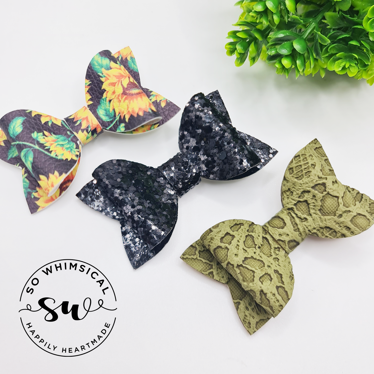 Willow Triplet Bows