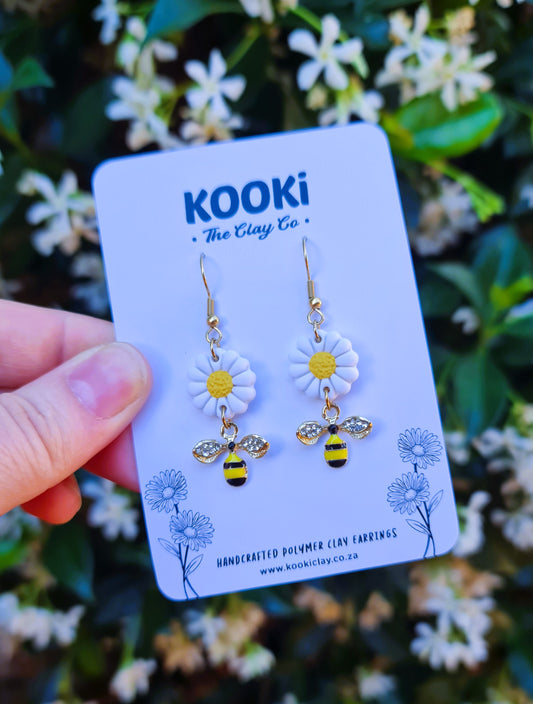 Bumble Daisy Dangles