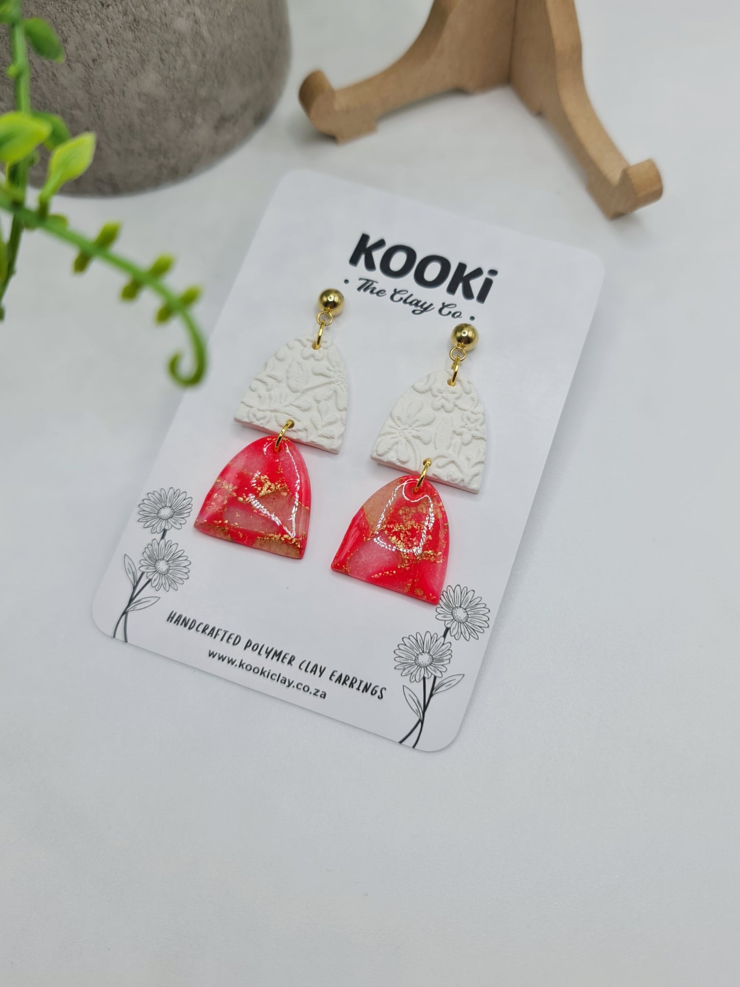 Camelia Arch Dangles