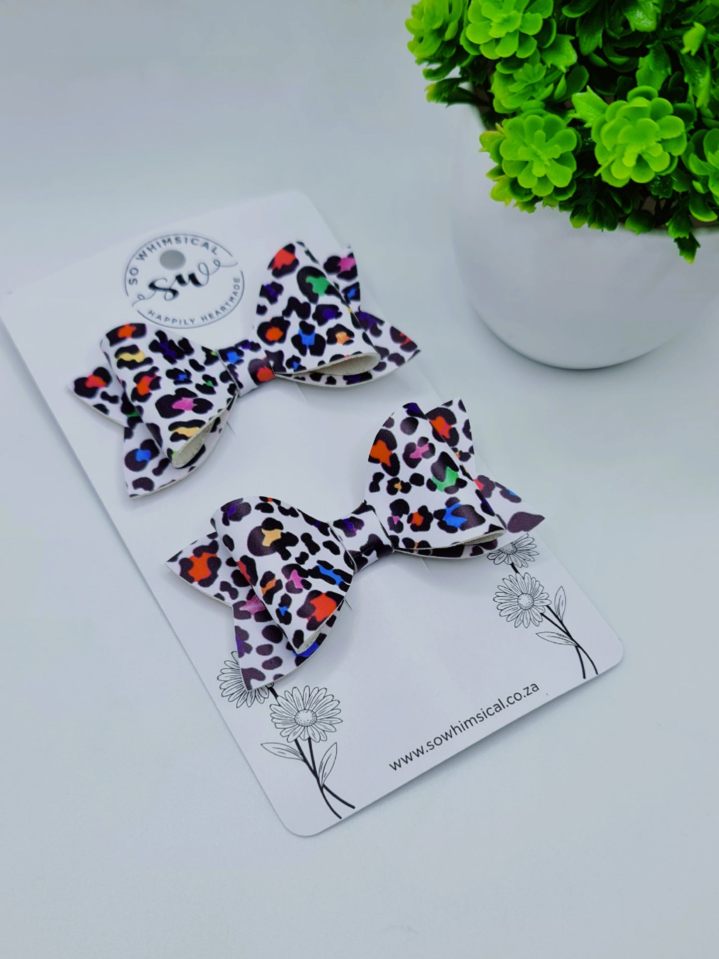 Funky Leopard Bow Set