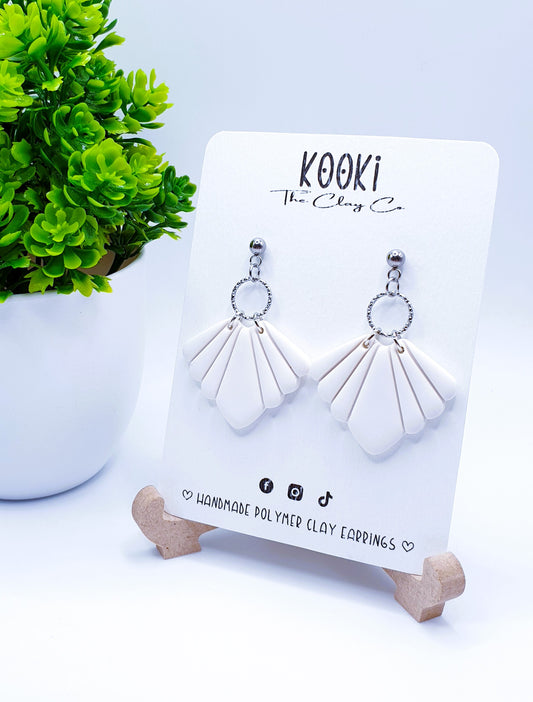 KC1869 - Fan Dangles in White