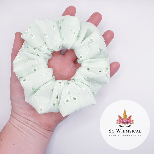 Anglaise Cotton Scrunchie Mint Green Medium