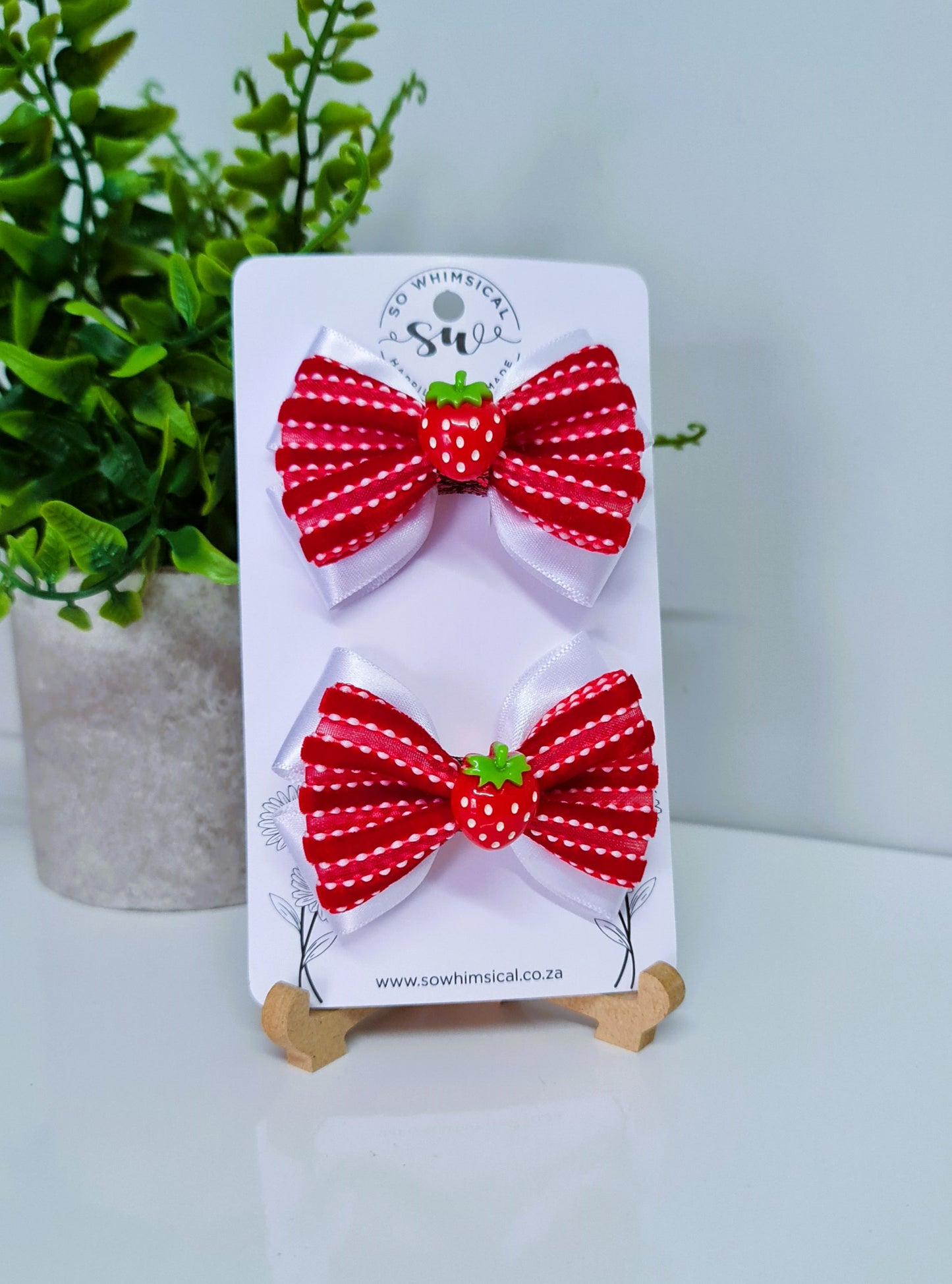 SW5083 - Strawberry Bow Set